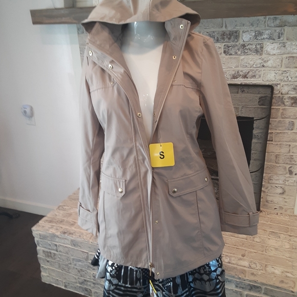 Jacket - Picture 6 of 7